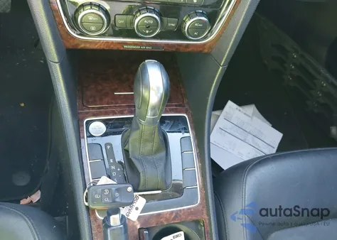 2012 Volkswagen Passat 2.5L Sel Premium из США, поврежденный, VIN 1VWCP7A30CC030853